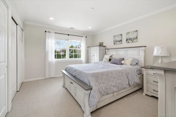 $798,000 | 7 Monitor Road, Smithtown, NY 11787