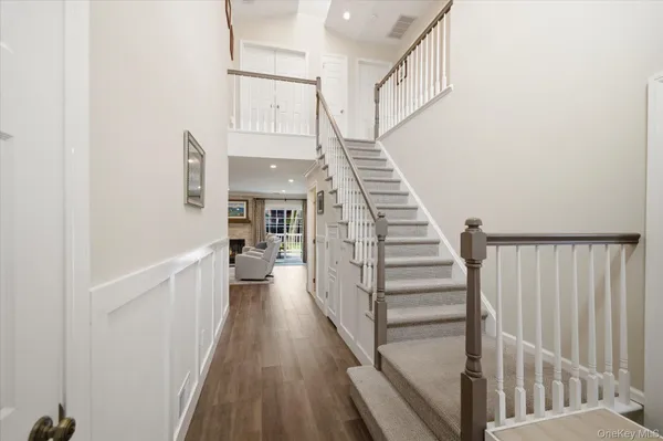 $798,000 | 7 Monitor Road, Smithtown, NY 11787