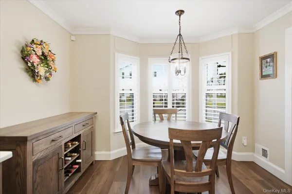 $798,000 | 7 Monitor Road, Smithtown, NY 11787