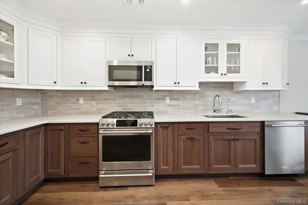 $798,000 | 7 Monitor Road, Smithtown, NY 11787