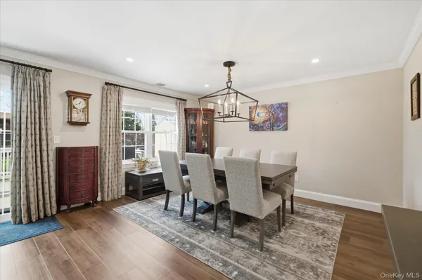 $798,000 | 7 Monitor Road, Smithtown, NY 11787