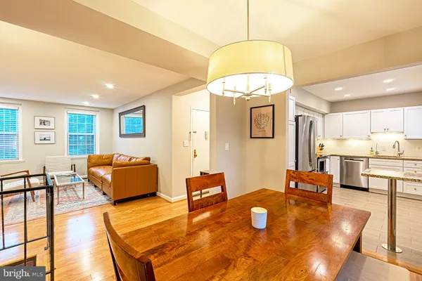 $3,995 | 3400 39th Street Northwest, Unit A715, Washington, DC 20016