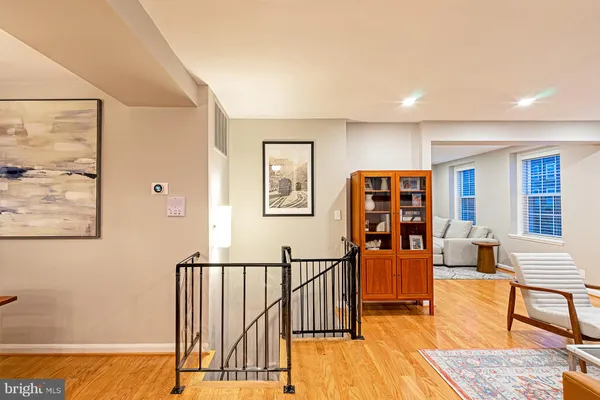 $3,995 | 3400 39th Street Northwest, Unit A715, Washington, DC 20016