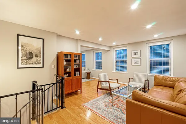 $3,995 | 3400 39th Street Northwest, Unit A715, Washington, DC 20016