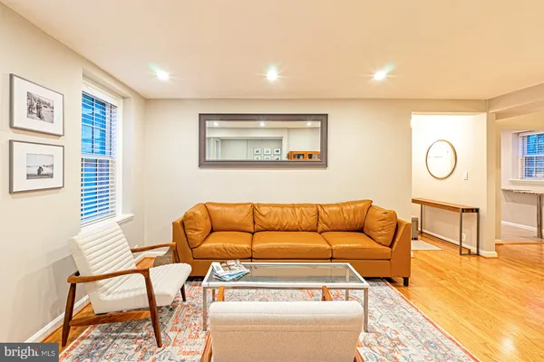 $3,995 | 3400 39th Street Northwest, Unit A715, Washington, DC 20016