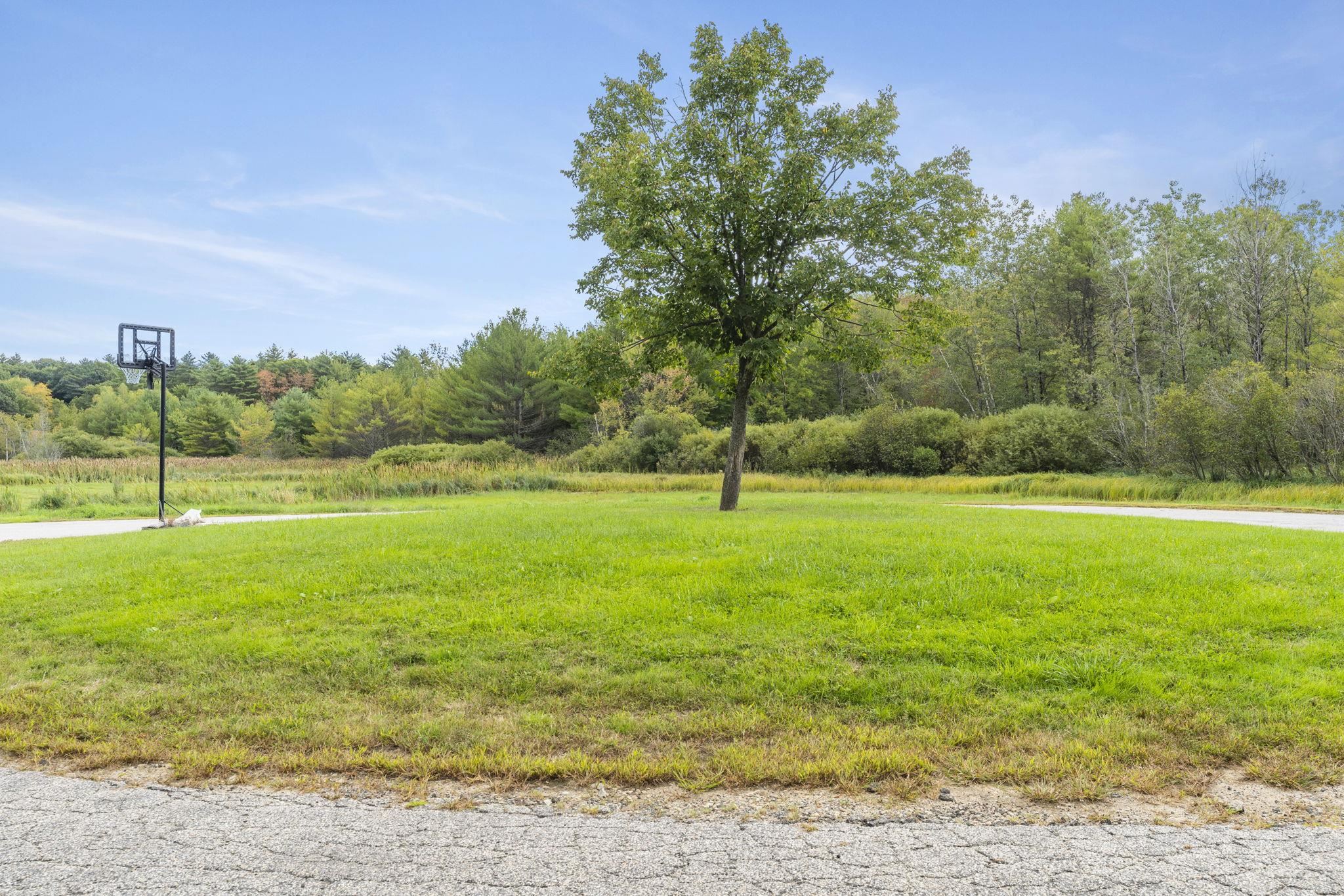 32 Elizabeth Road South Berwick, ME 03908 - Photo 11 of 23 Gallery Image 11
