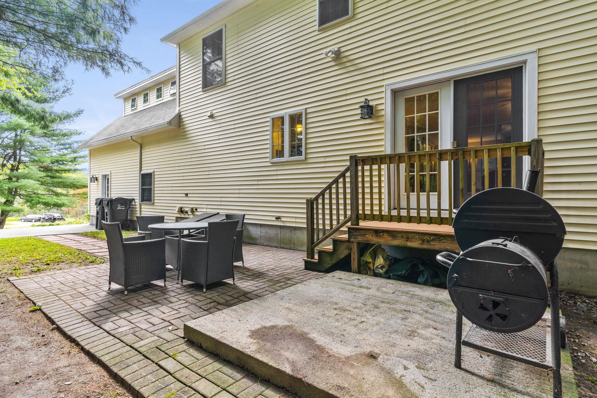 32 Elizabeth Road South Berwick, ME 03908 - Photo 17 of 23 Gallery Image 17