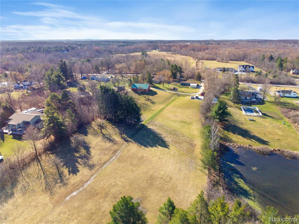 7163 Burpee Road Grand Blanc, MI 48439 - Photo 53 of 67