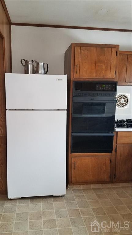12 Forrestal Road Kendall Park, NJ 08824 - Photo 6 of 15 Gallery Image 6