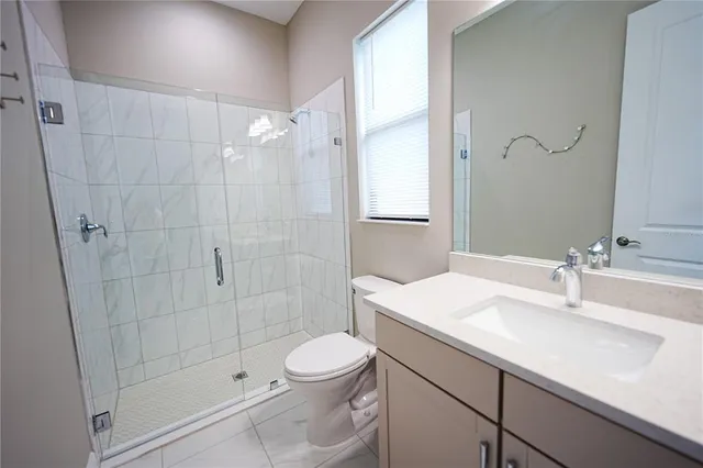 $5,000 | 9124 Bernini Place, Sarasota, FL 34240