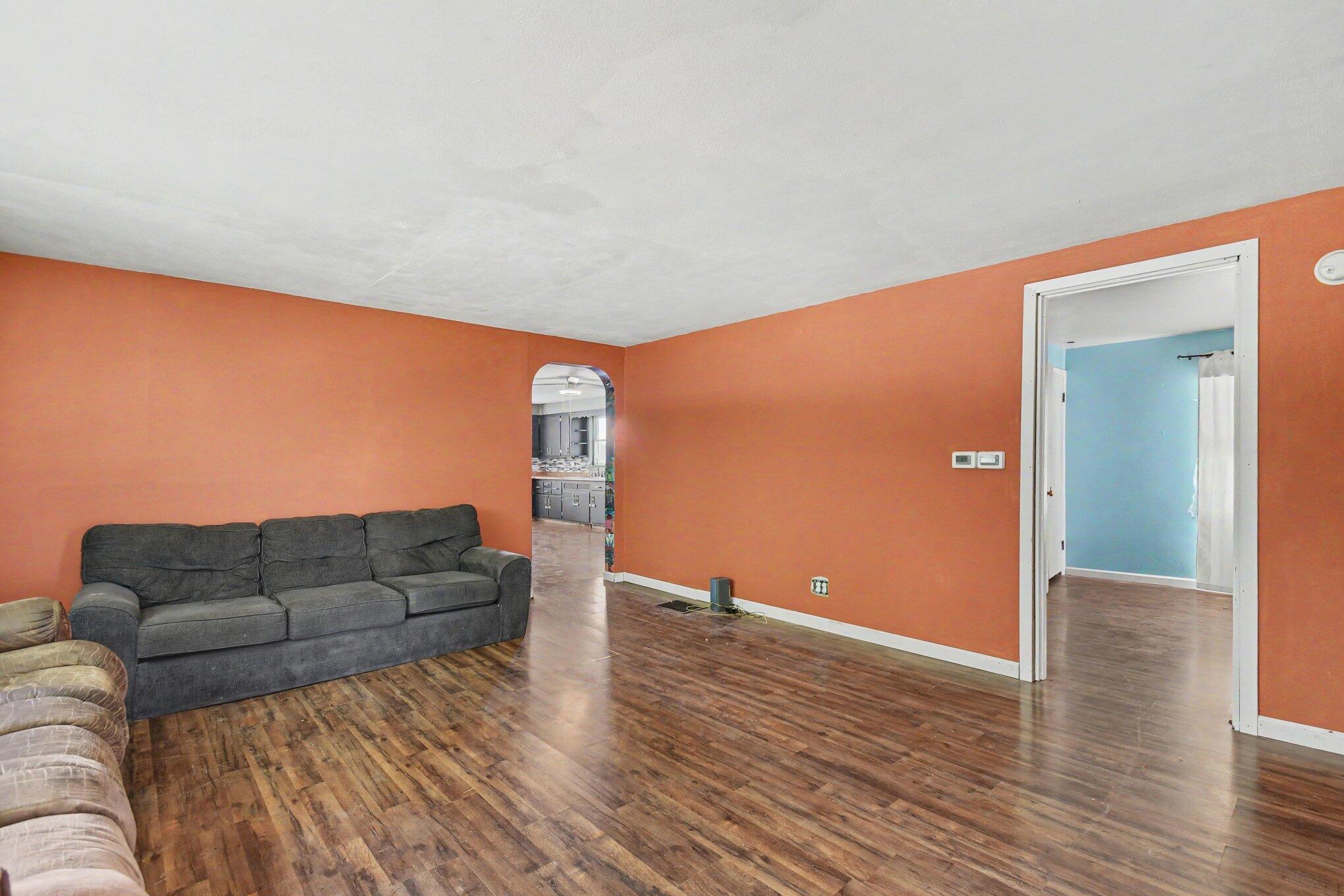 10209 Barker Road White Pigeon, MI 49099 - Photo 4 of 16 004_file_2996