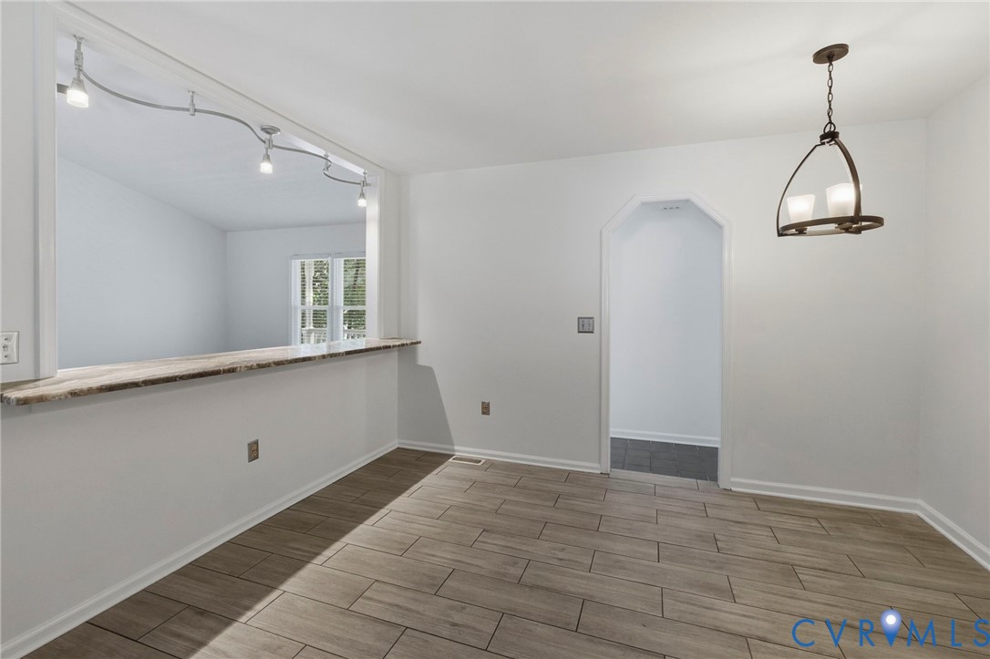 2954 Maplevale Road Chester, VA 23831 - Photo 10 of 23 Gallery Image 10