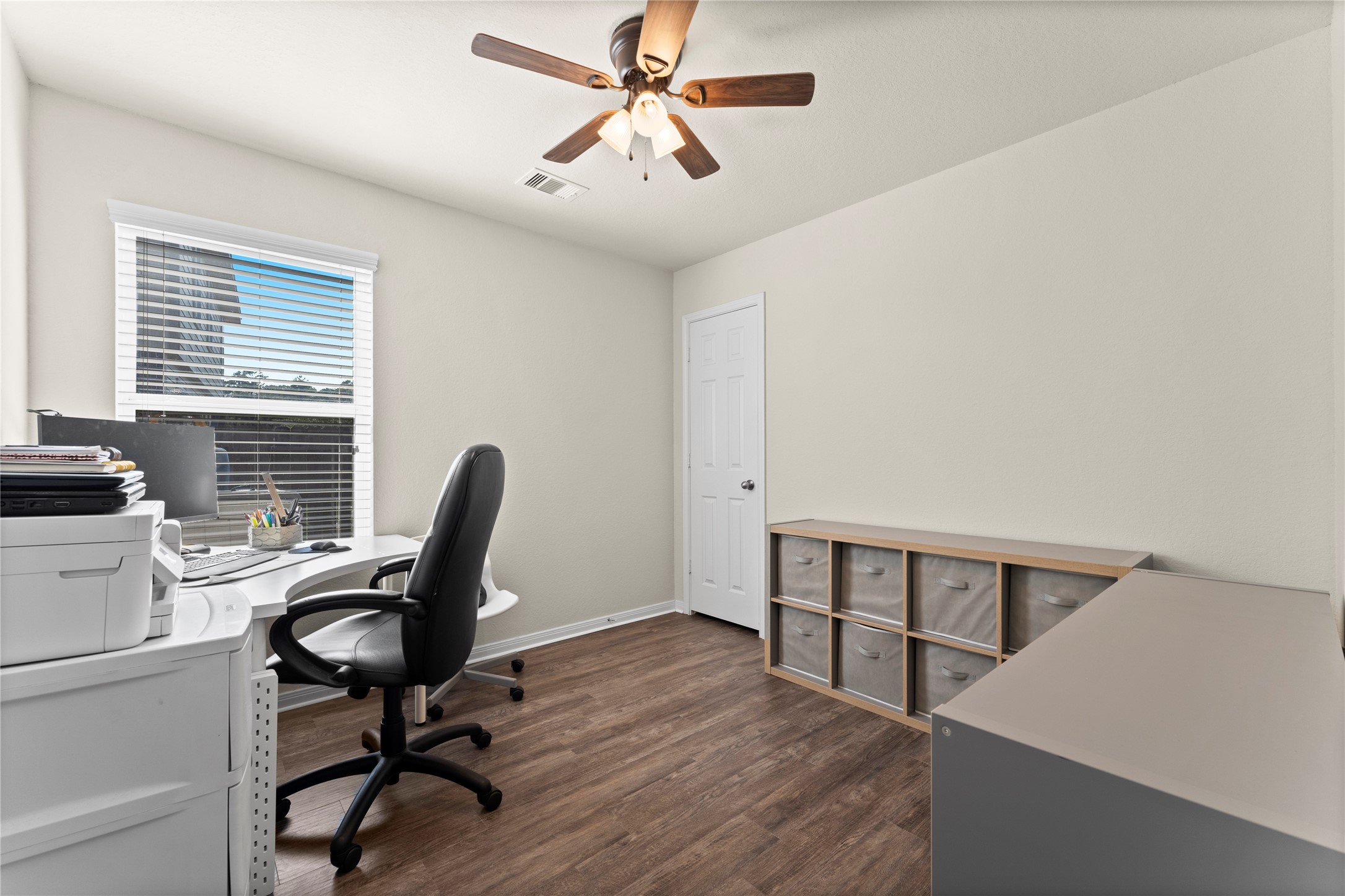 29307 Pear Side Court Spring, TX 77386 - Photo 18 of 29 Secondary Bedroom freshly painted