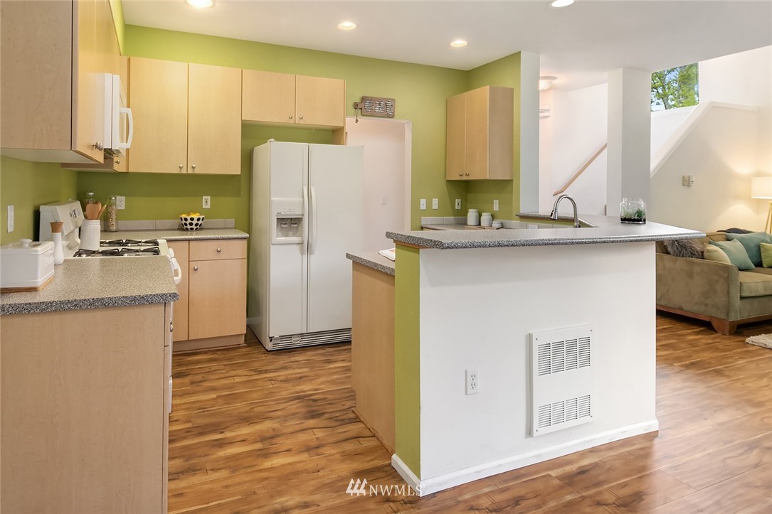 107 South 50th Place, Unit A Renton, WA 98055 - Photo 10 of 21 Gallery Image 10