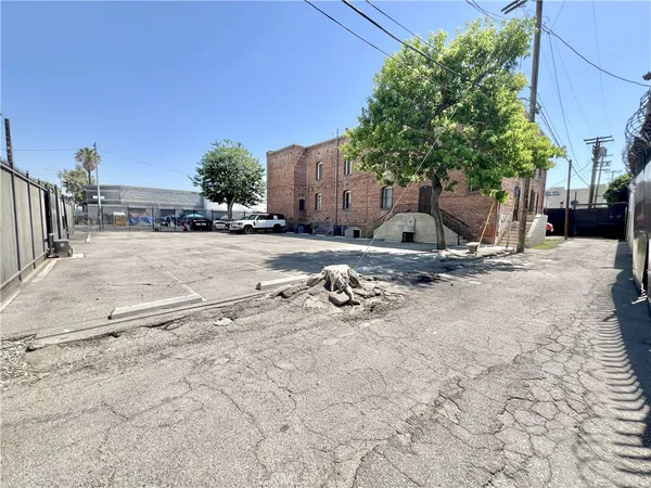 a view of a backyard of a house