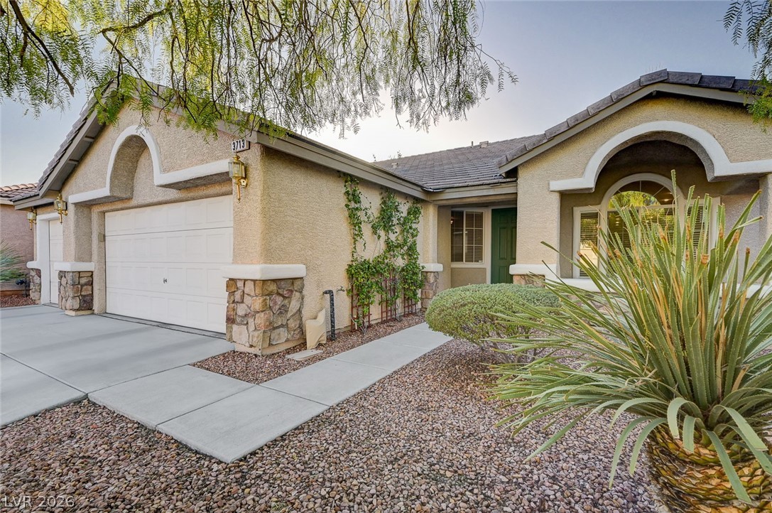 3713 Spring Shadow Road Las Vegas, NV 89129 - Photo 5 of 71 Gallery Image 5
