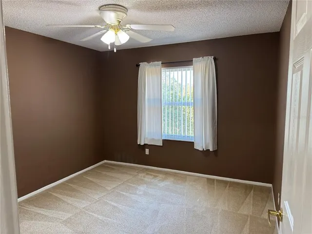 a view of empty room with window