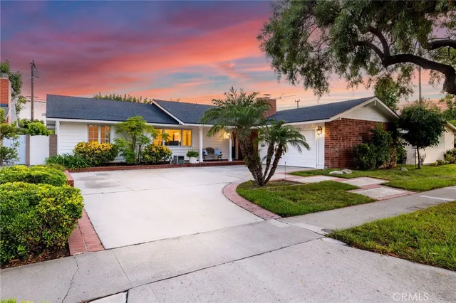 $1,674,000 | 3122 Ruth Elaine Drive, Rossmoor, CA 90720