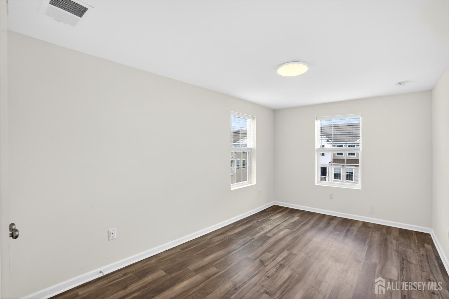 728 Station Road Dunellen, NJ 08812 - Photo 26 of 51