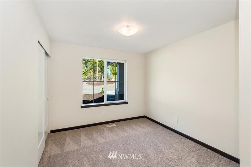 1820 Whiteman Road Southwest Lakebay, WA 98349 - Photo 5 of 10