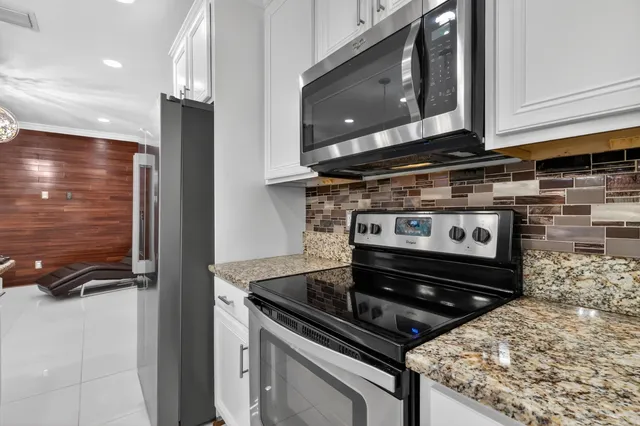 a close view of stove top oven