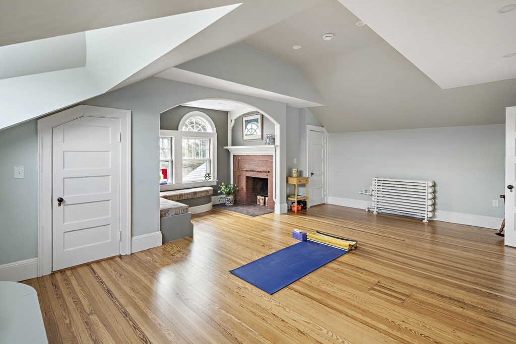 106 Elmwood Road Swampscott, MA 01907 - Photo 33 of 41 Gallery Image 33