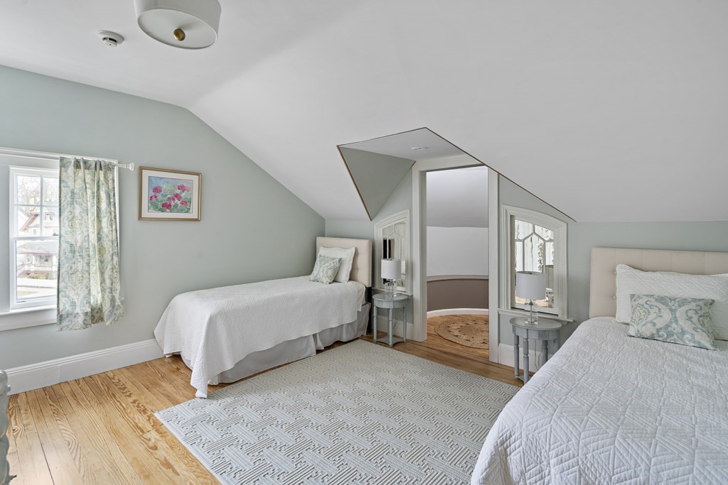 106 Elmwood Road Swampscott, MA 01907 - Photo 34 of 41 Gallery Image 34