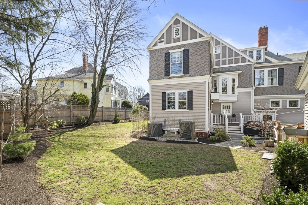 106 Elmwood Road Swampscott, MA 01907 - Photo 37 of 41 Gallery Image 37