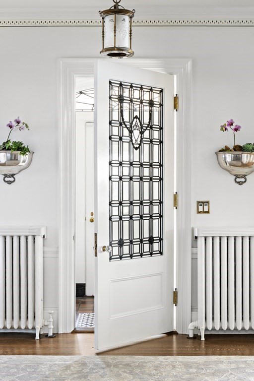 106 Elmwood Road Swampscott, MA 01907 - Photo 4 of 41 Gallery Image 4