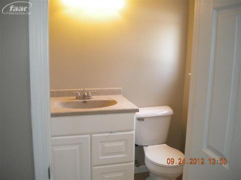 7158 Riegler Street Grand Blanc, MI 48439 - Photo 9 of 14 20197674-8.JPG