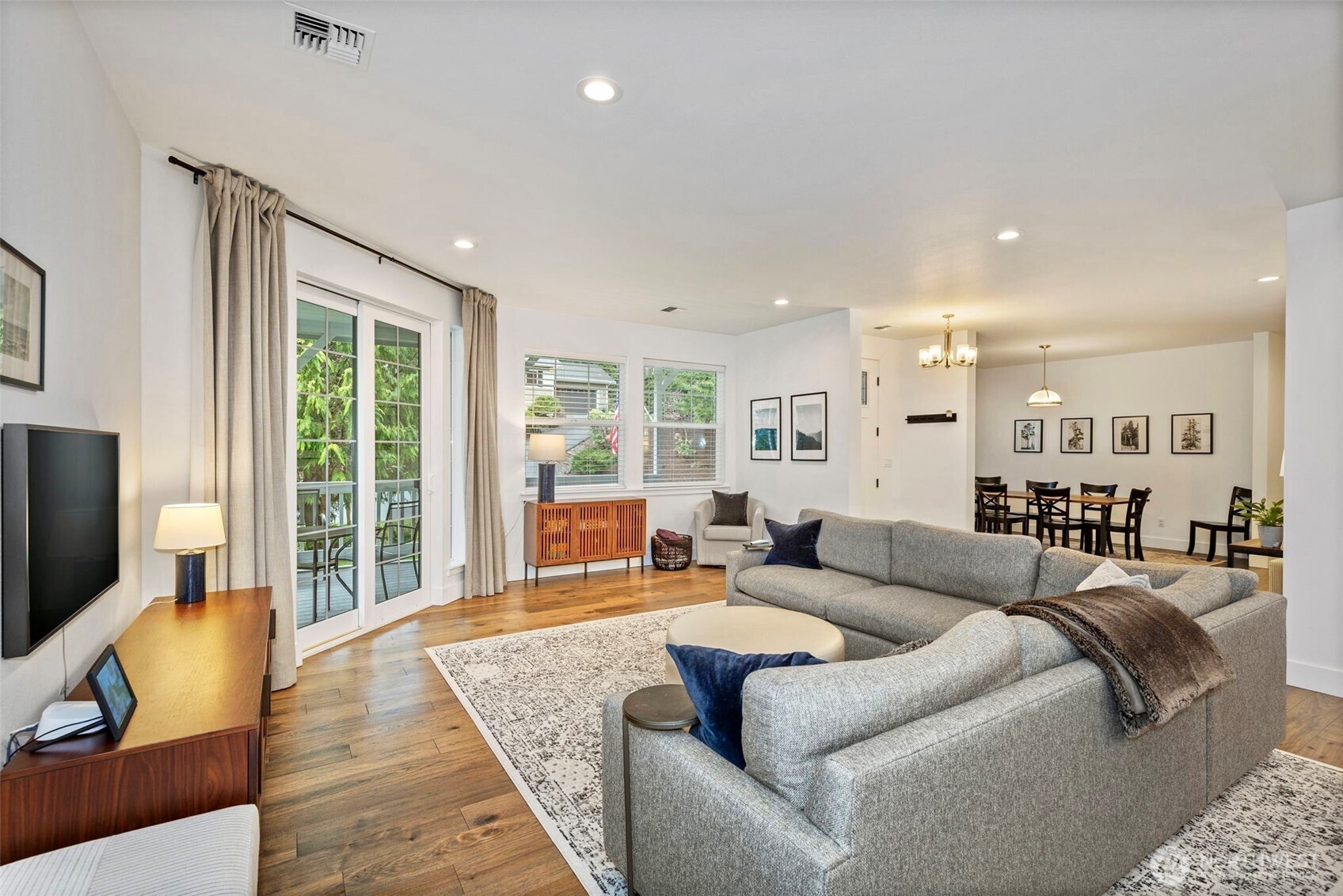 28 Deer Hollow Road Port Ludlow, WA 98365 - Photo 10 of 37