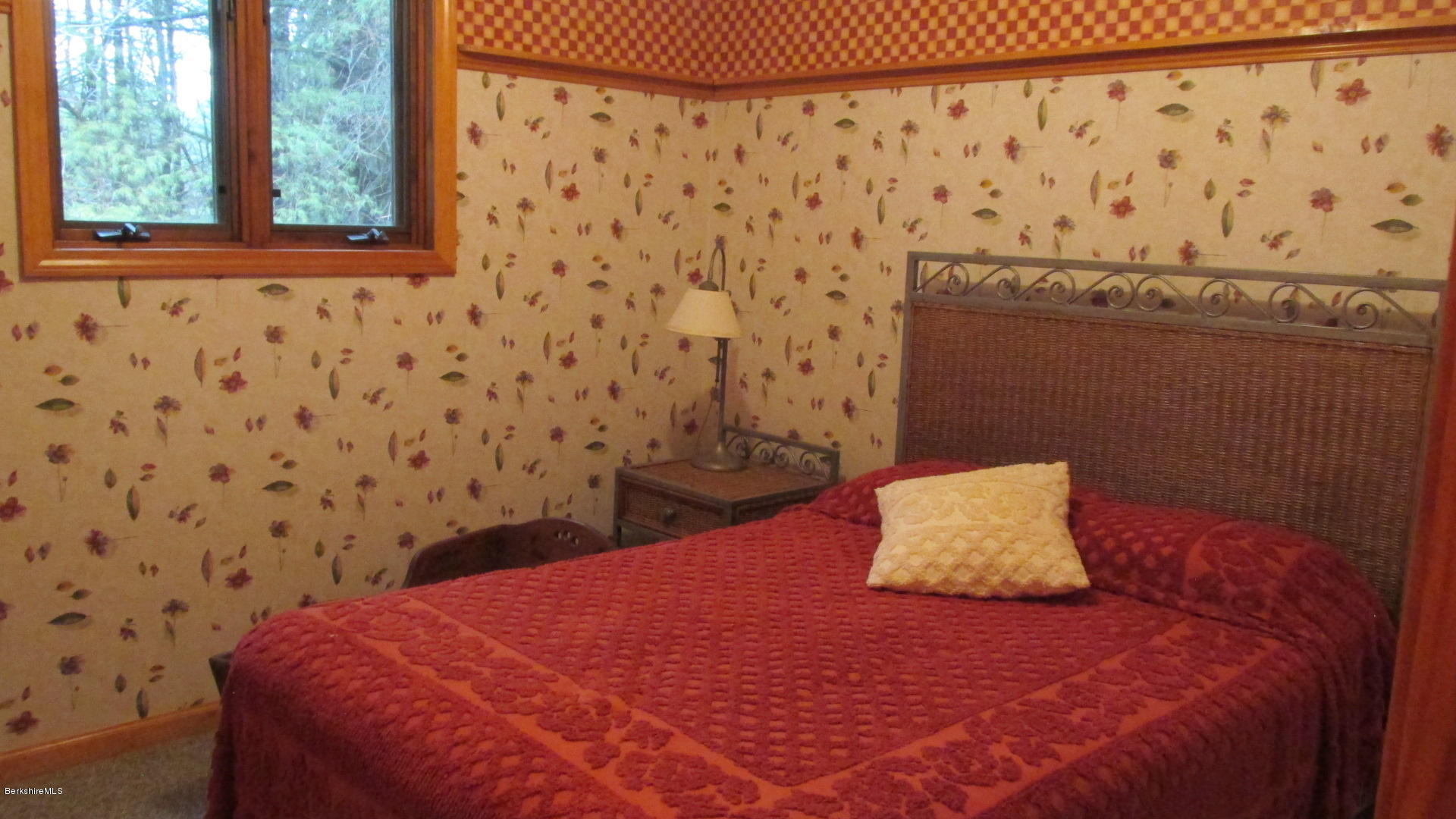 39 Knox Road Pittsfield, MA 01201 - Photo 21 of 35 Bedroom 2