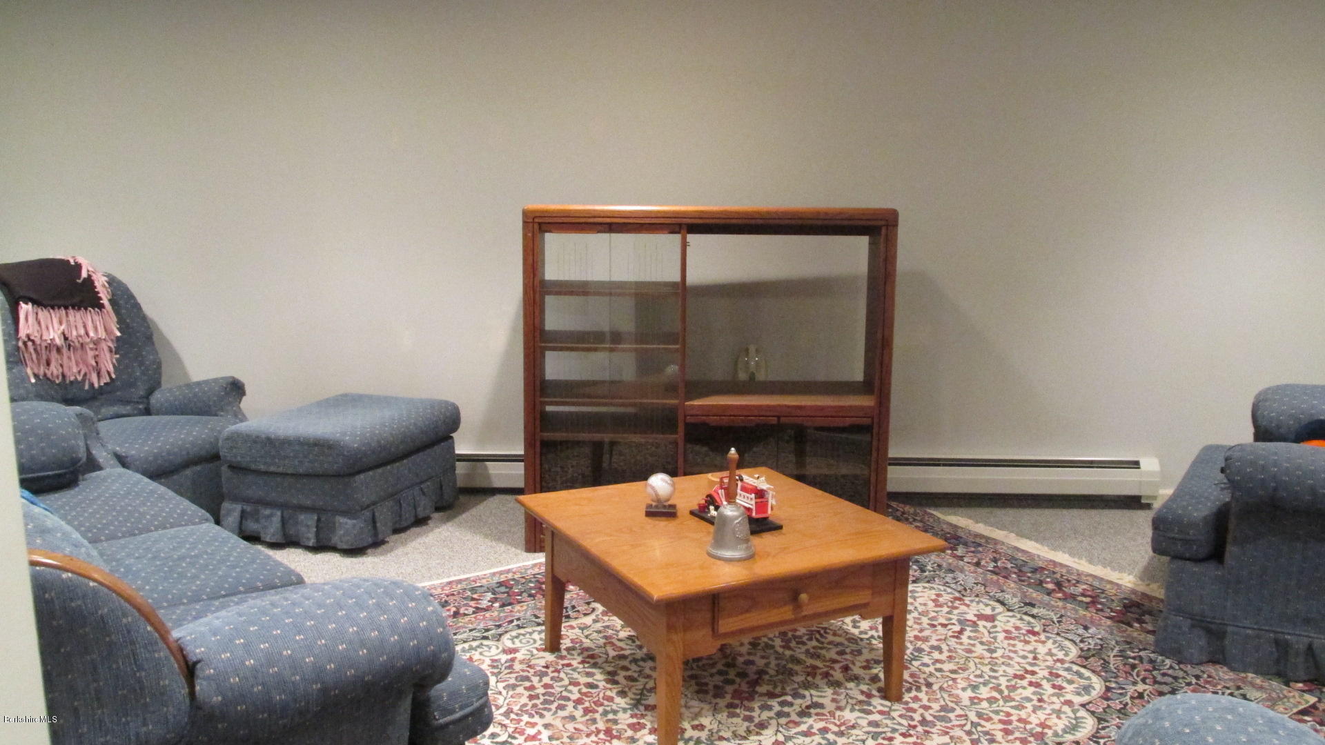 39 Knox Road Pittsfield, MA 01201 - Photo 28 of 35 Family room