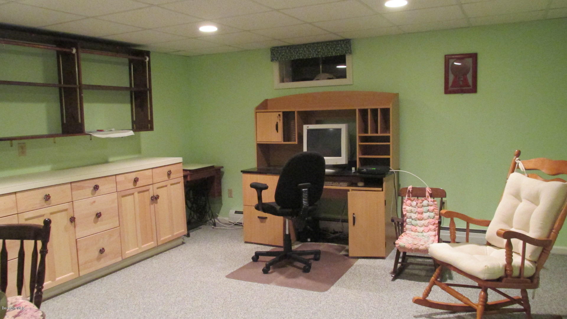 39 Knox Road Pittsfield, MA 01201 - Photo 29 of 35 Lower level office