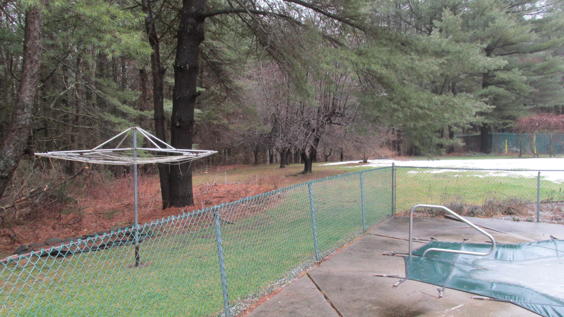 39 Knox Road Pittsfield, MA 01201 - Photo 32 of 35 Back yard