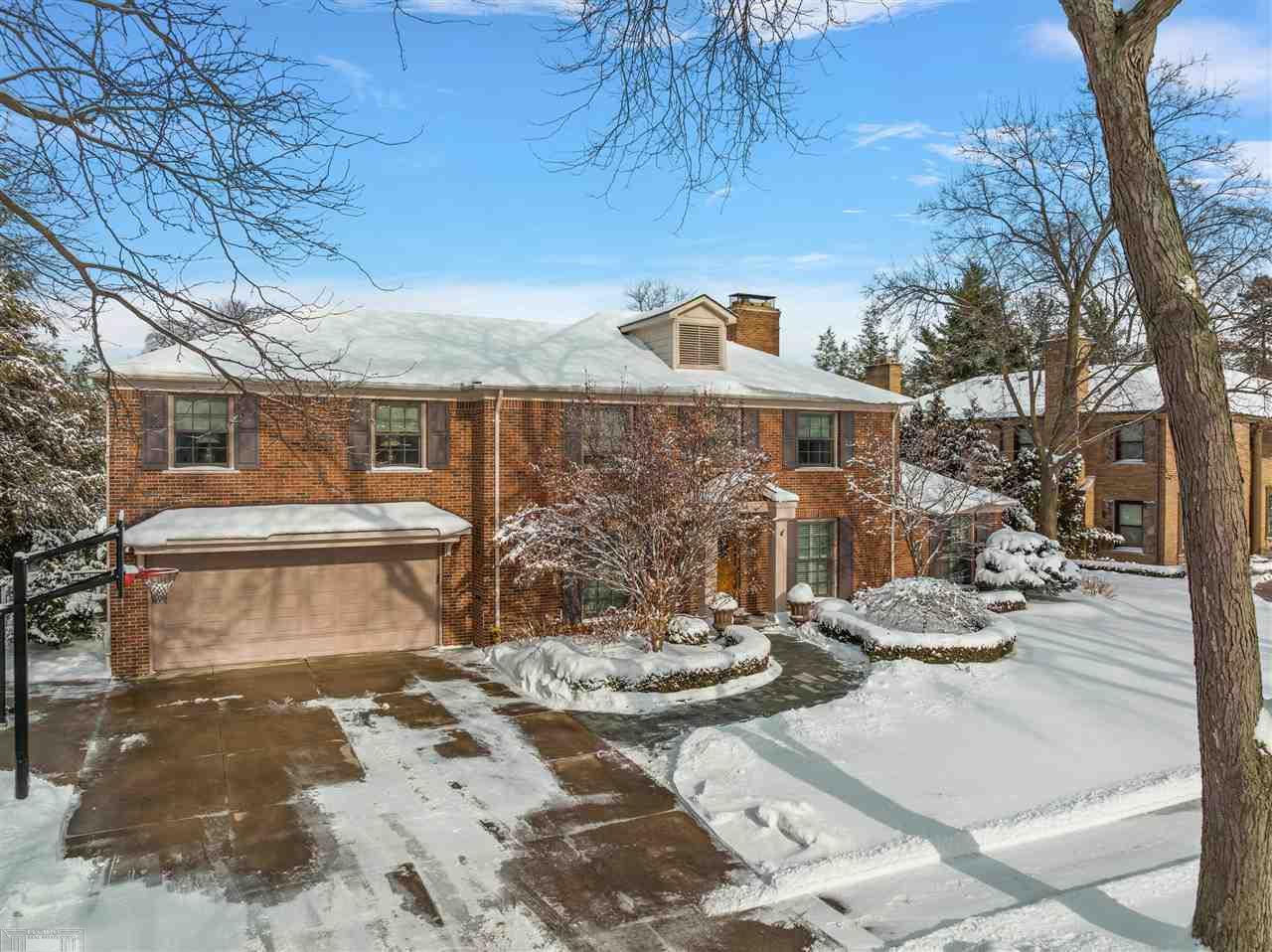 54 North Deeplands Road Grosse Pointe, MI 48236 - Photo 5 of 76 50065569-4.JPG