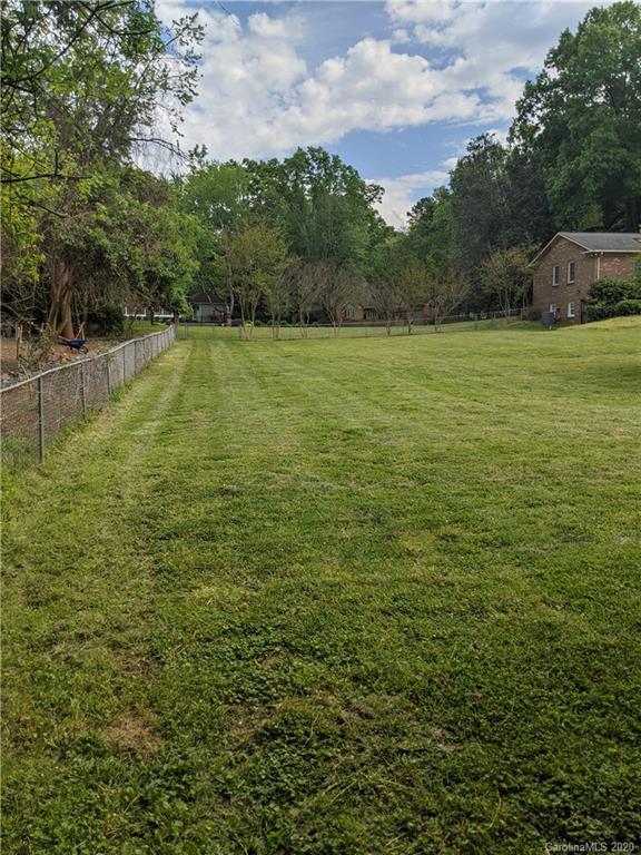6220 Sharon Road, Unit 2 Charlotte, NC 28210 - Photo 4 of 10 Gallery Image 4