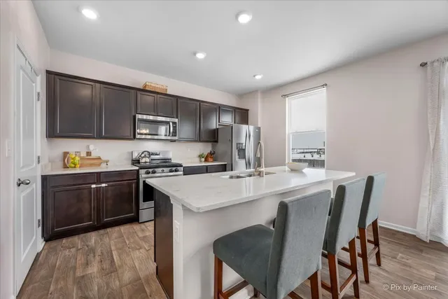 $400,000 | 1482 Hollow Tree Lane, Pingree Grove, IL 60140