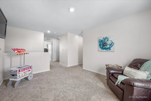 $400,000 | 1482 Hollow Tree Lane, Pingree Grove, IL 60140