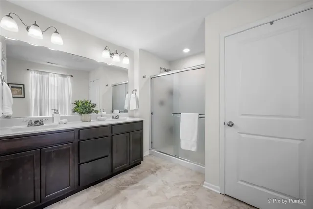 $400,000 | 1482 Hollow Tree Lane, Pingree Grove, IL 60140