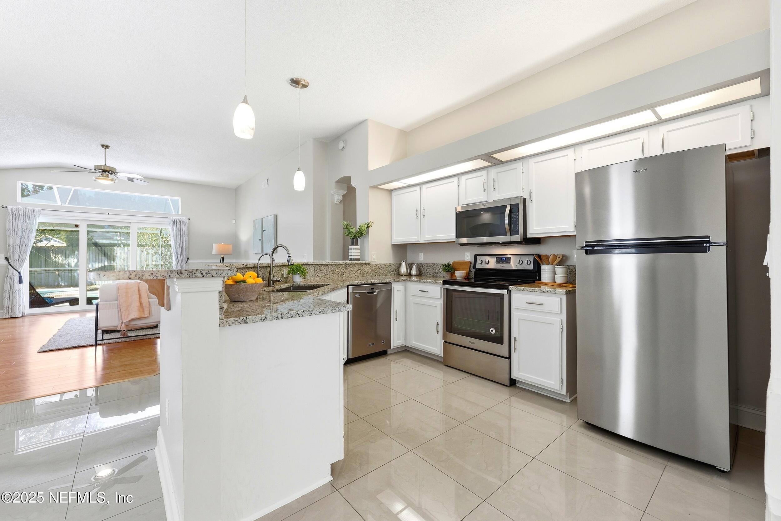 12351 Burgess Hill Circle South Jacksonville, FL 32246 - Photo 13 of 46 Stainless Appliances