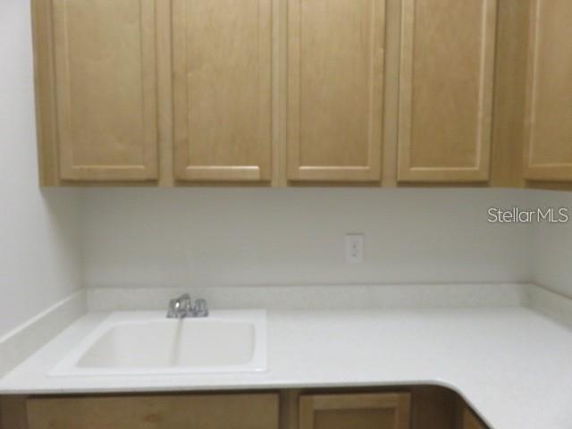 6969 Indus Valley Circle Parrish, FL 34219 - Photo 29 of 49 a bathroom with a bathtub