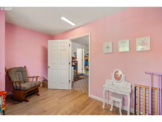 $315,000 | 440 West Agee Street, Roseburg, OR 97471