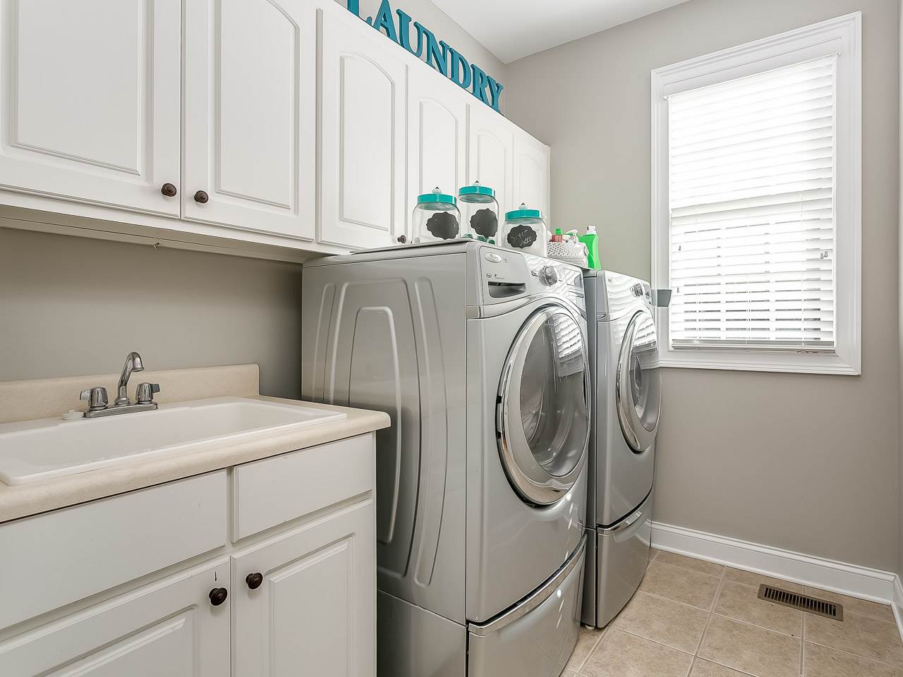 708 East Long Bay Drive Inman, SC 29349 - Photo 13 of 30 Gallery Image 13