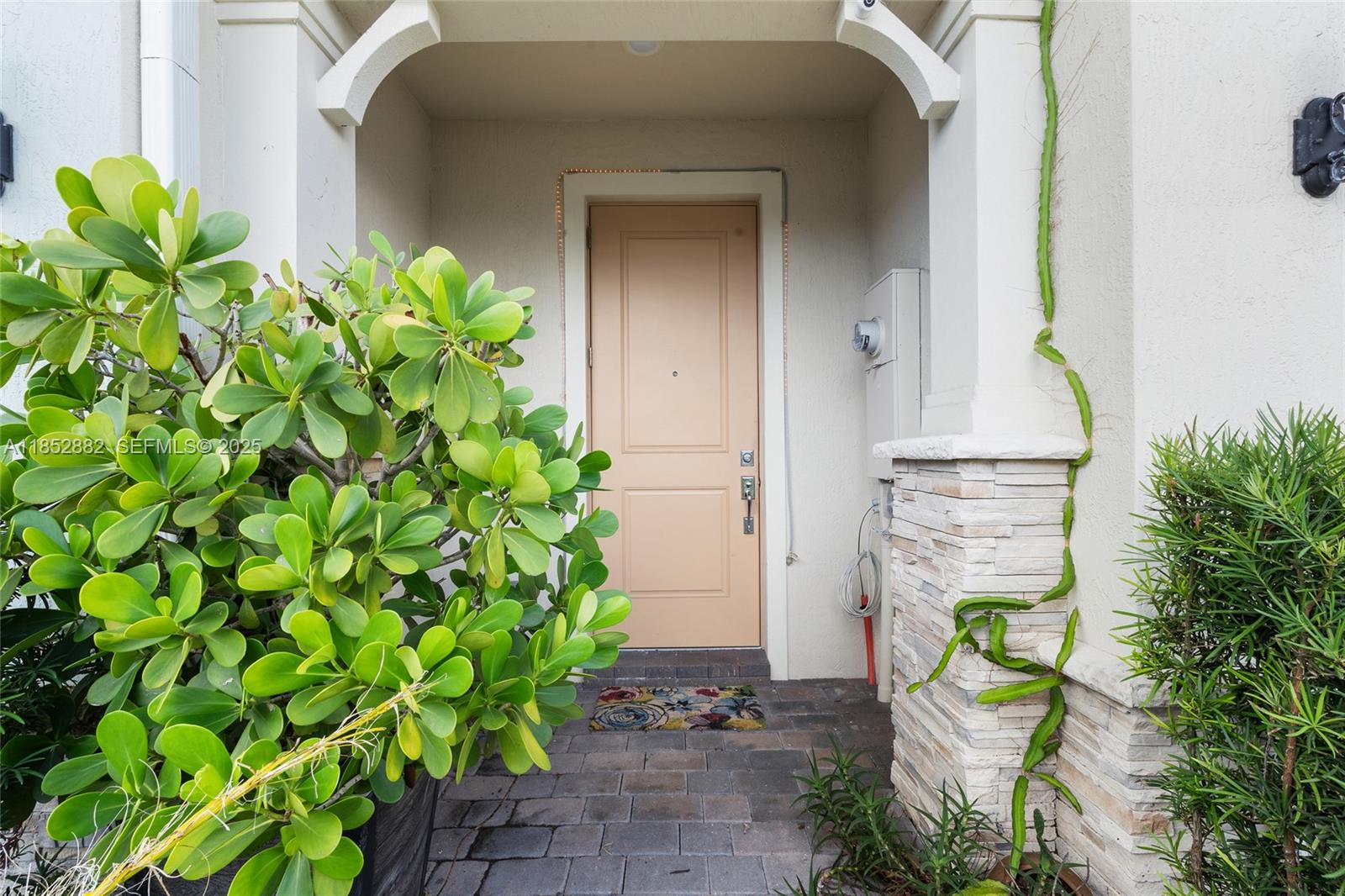 4248 Ficus Street Hollywood, FL 33021 - Photo 5 of 69