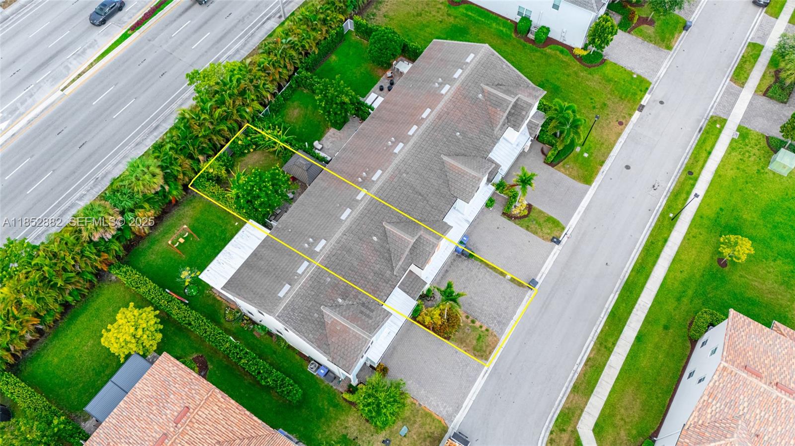 4248 Ficus Street Hollywood, FL 33021 - Photo 56 of 69 an aerial view of a house with a garden
