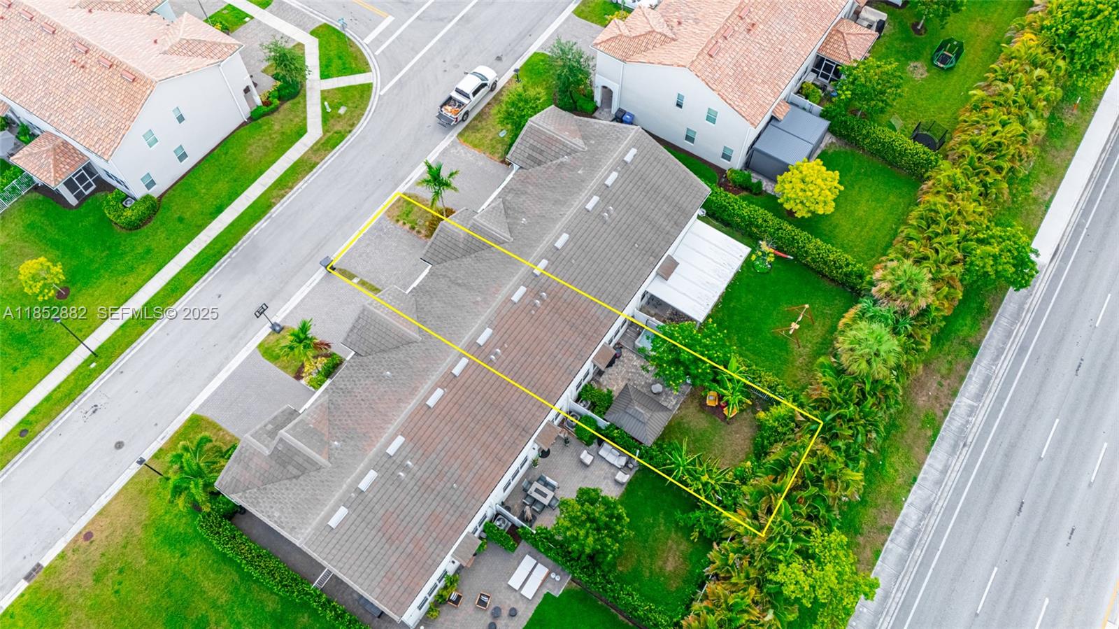4248 Ficus Street Hollywood, FL 33021 - Photo 58 of 69 an aerial view of a house