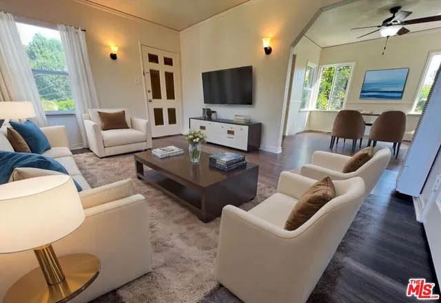 $1,995 | 5114 1/2 4th Avenue, Los Angeles, CA 90043