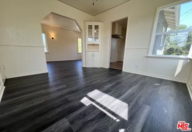 $1,995 | 5114 1/2 4th Avenue, Los Angeles, CA 90043