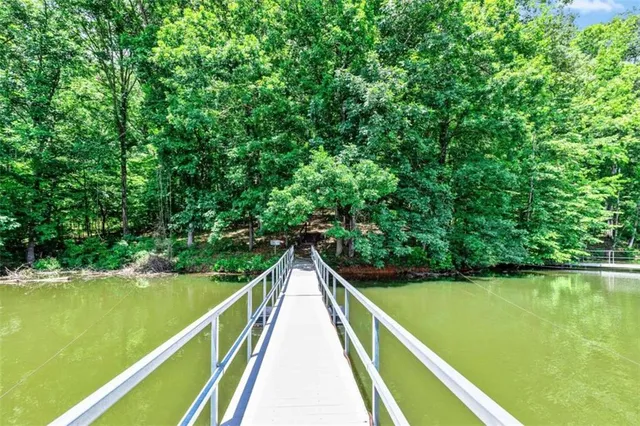 $550,000 | 183 Indian Bend Drive, LaGrange, GA 30240